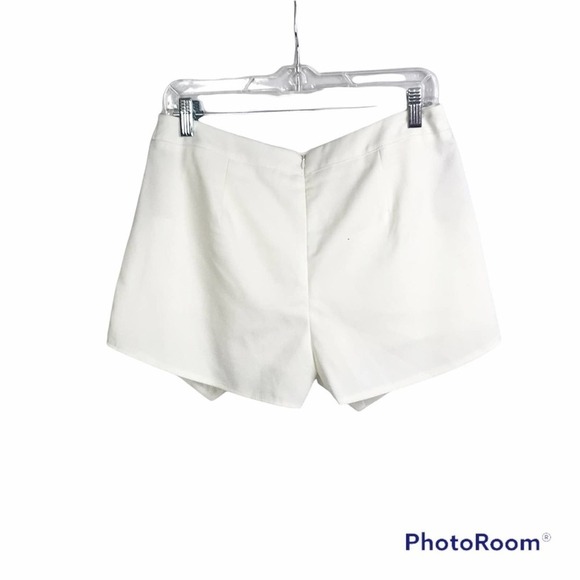 Missguided Verity skort in white size 12 - Picture 6 of 13
